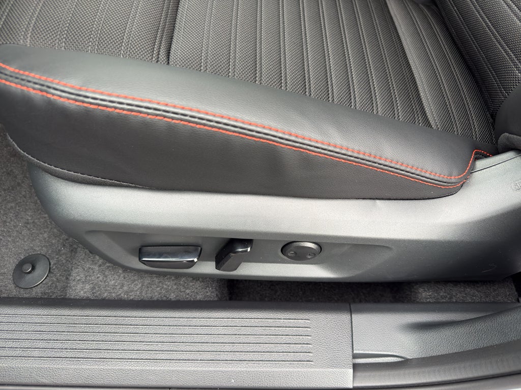 2026 Nissan Rogue AWD Rock Creek *Ltd Avail*