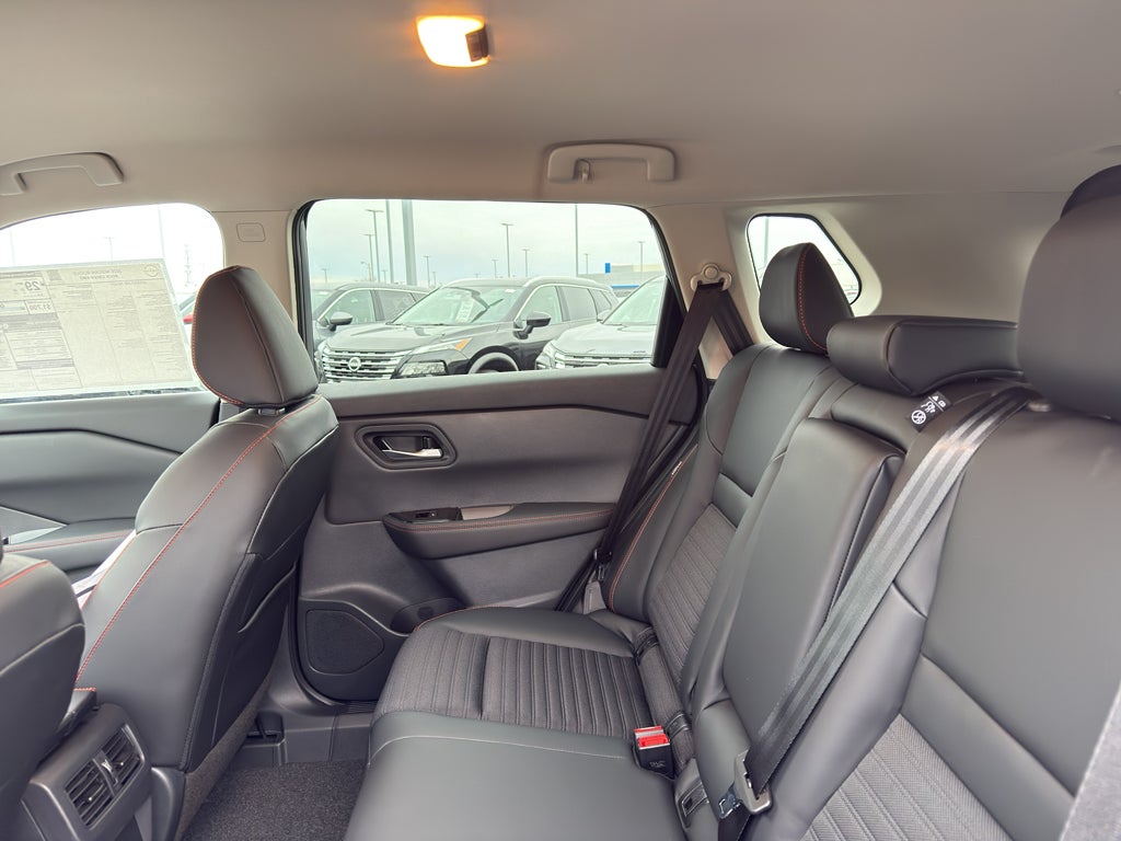 2026 Nissan Rogue AWD Rock Creek *Ltd Avail*