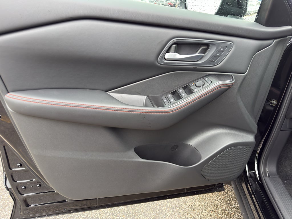 2026 Nissan Rogue 2026.5 AWD Rock Creek