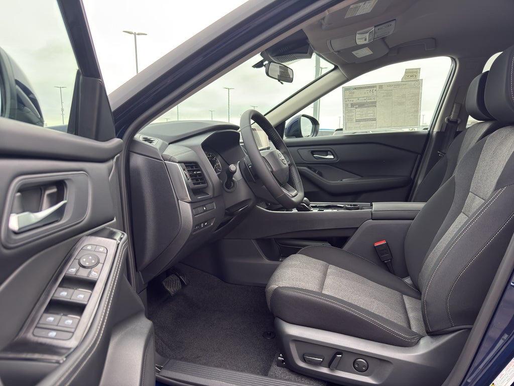 2026 Nissan Rogue 2026.5 AWD SV