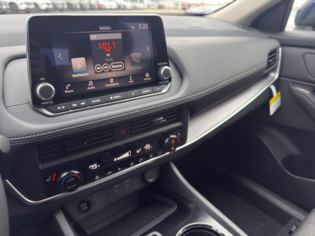 2026 Nissan Rogue 2026.5 AWD SV