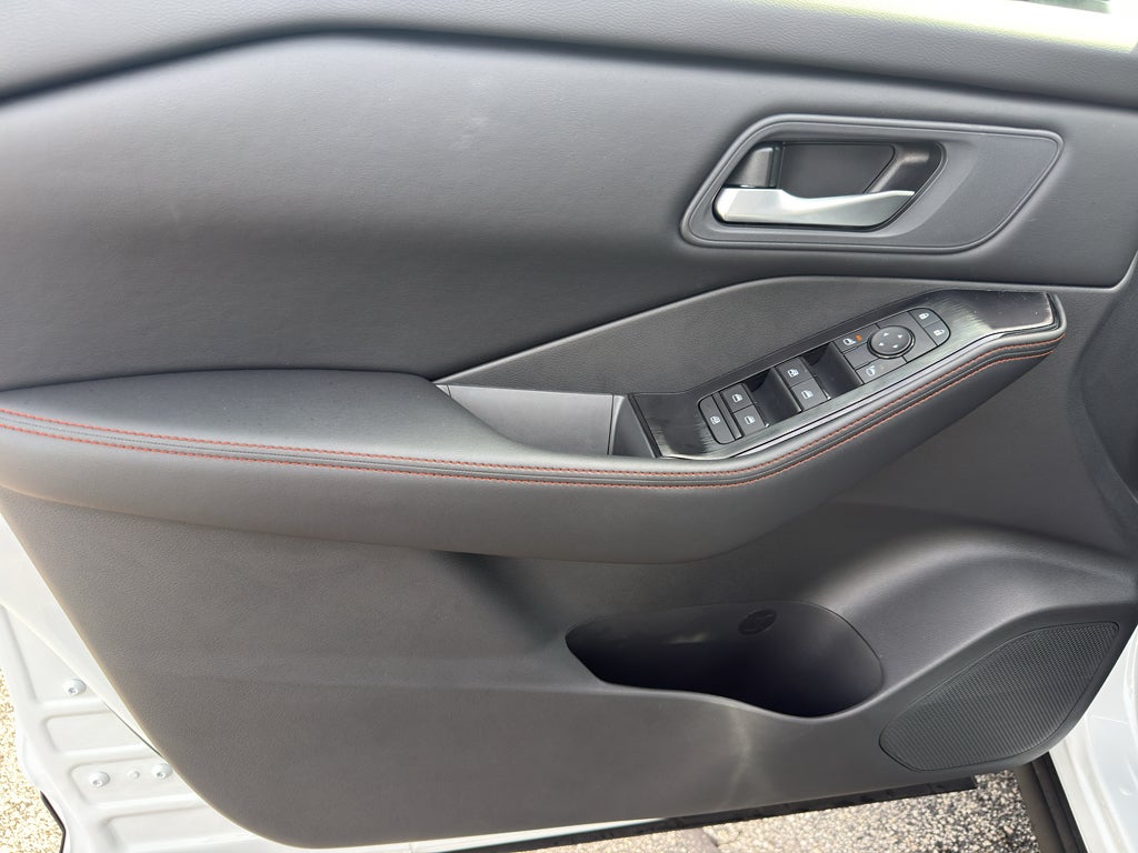 2026 Nissan Rogue 2026.5 AWD Rock Creek