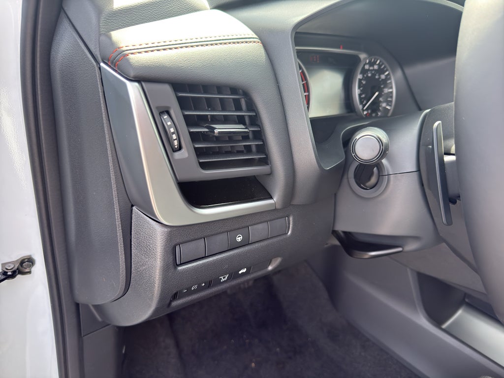 2026 Nissan Rogue 2026.5 AWD Rock Creek