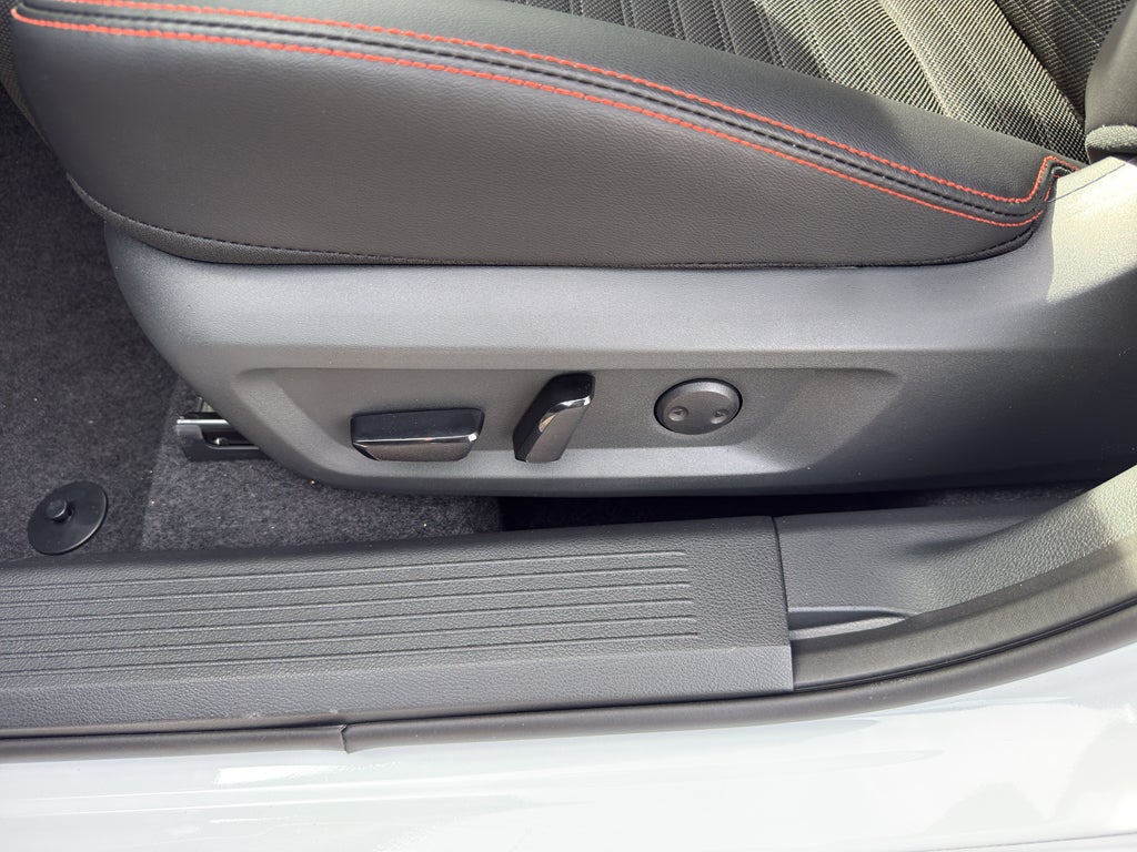 2026 Nissan Rogue 2026.5 AWD Rock Creek