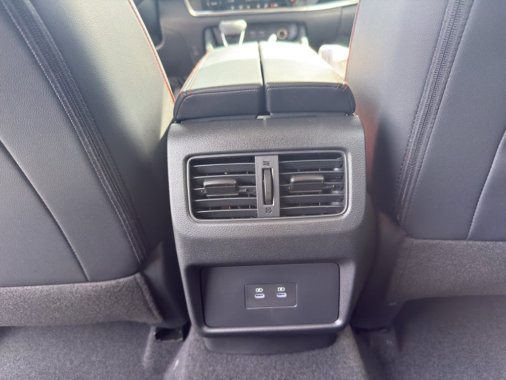 2026 Nissan Rogue 2026.5 AWD Rock Creek