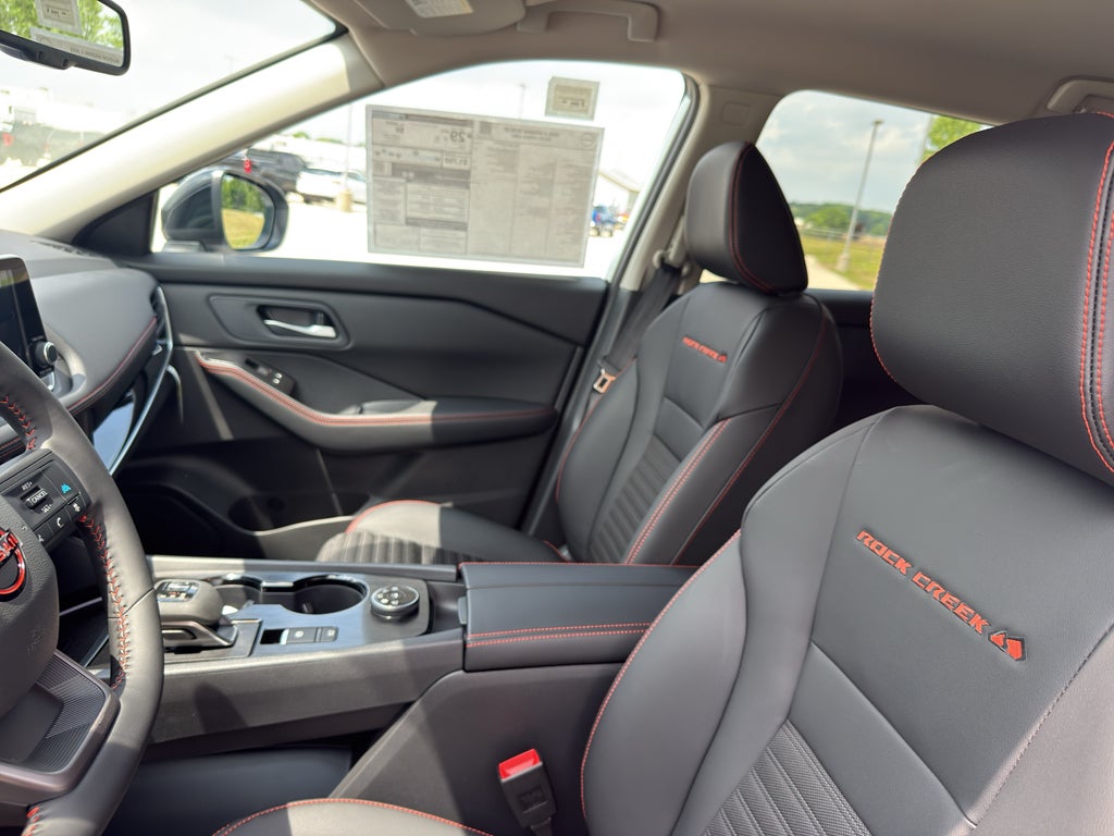 2026 Nissan Rogue 2026.5 AWD Rock Creek