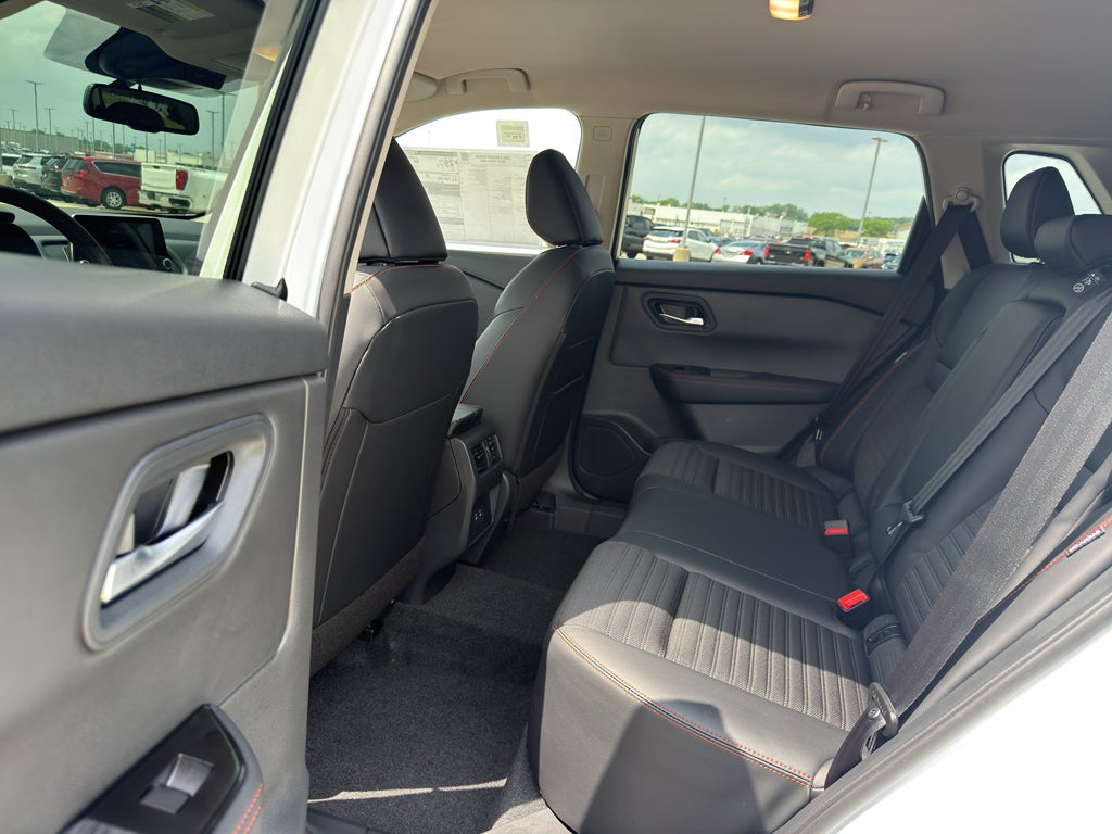 2026 Nissan Rogue 2026.5 AWD Rock Creek