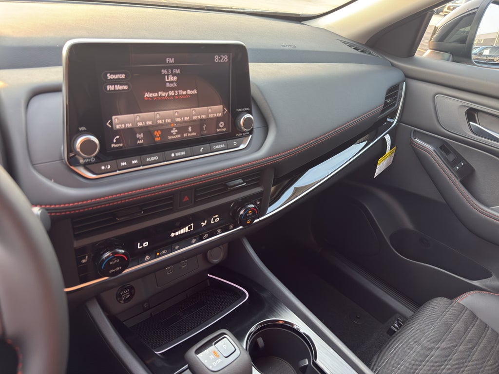 2026 Nissan Rogue 2026.5 AWD Rock Creek