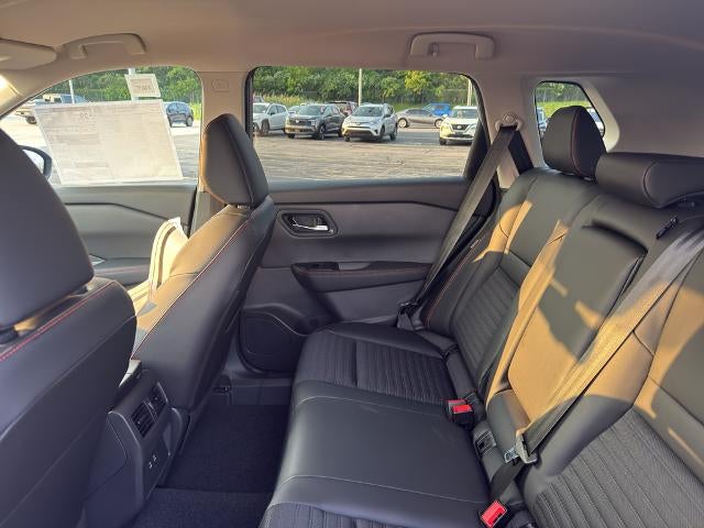 2026 Nissan Rogue 2026.5 AWD Rock Creek