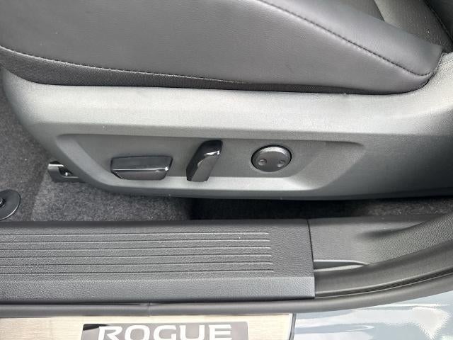 2026 Nissan Rogue 2026.5 AWD Dark Armor