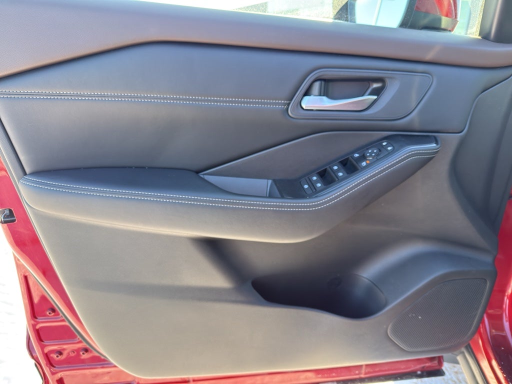 2023 Nissan Rogue AWD SV