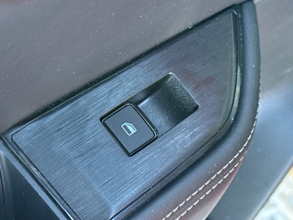 2023 Nissan Rogue AWD SV