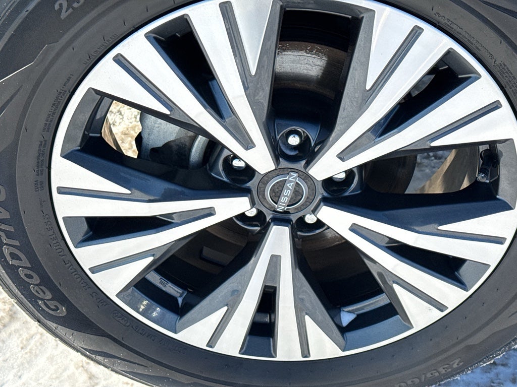 2023 Nissan Rogue AWD SV