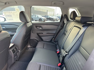 2026 Nissan Rogue 2026.5 AWD Rock Creek