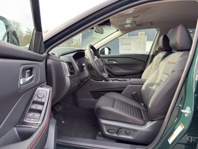 2026 Nissan Rogue 2026.5 AWD Rock Creek