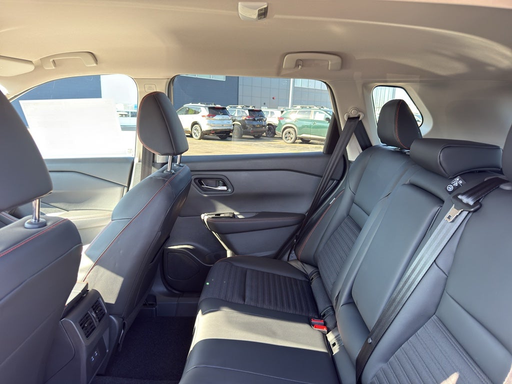 2026 Nissan Rogue 2026.5 AWD Rock Creek