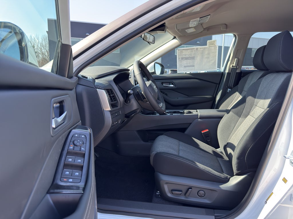 2026 Nissan Rogue 2026.5 AWD SV