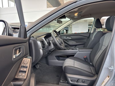 2026 Nissan Rogue 2026.5 AWD SV