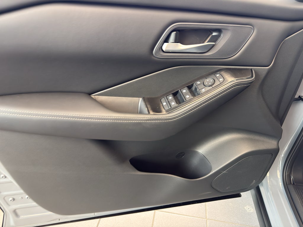 2026 Nissan Rogue 2026.5 AWD SV