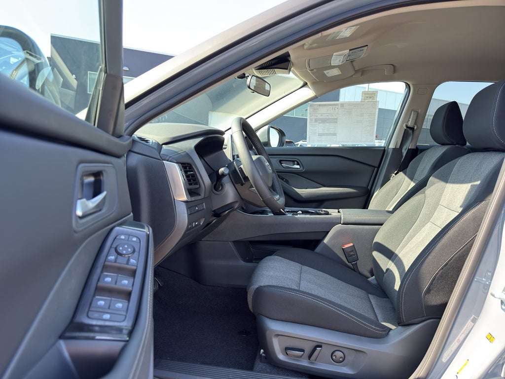 2026 Nissan Rogue 2026.5 AWD SV