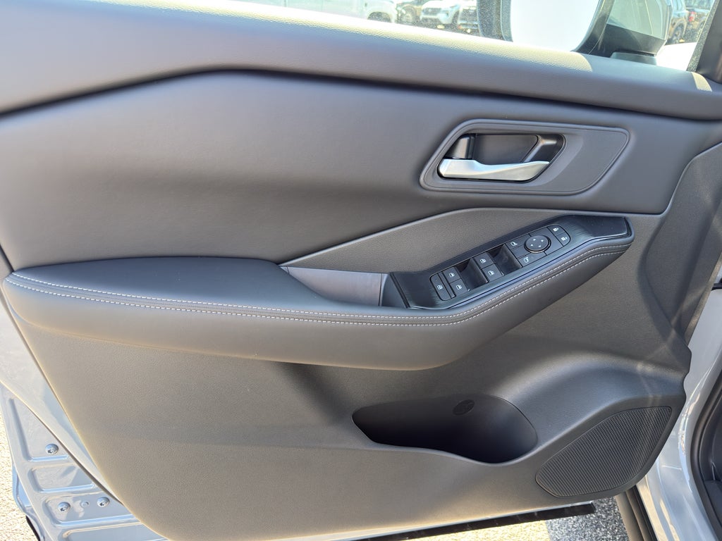 2026 Nissan Rogue 2026.5 AWD SV