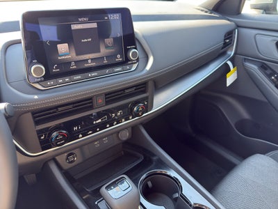 2026 Nissan Rogue 2026.5 AWD SV