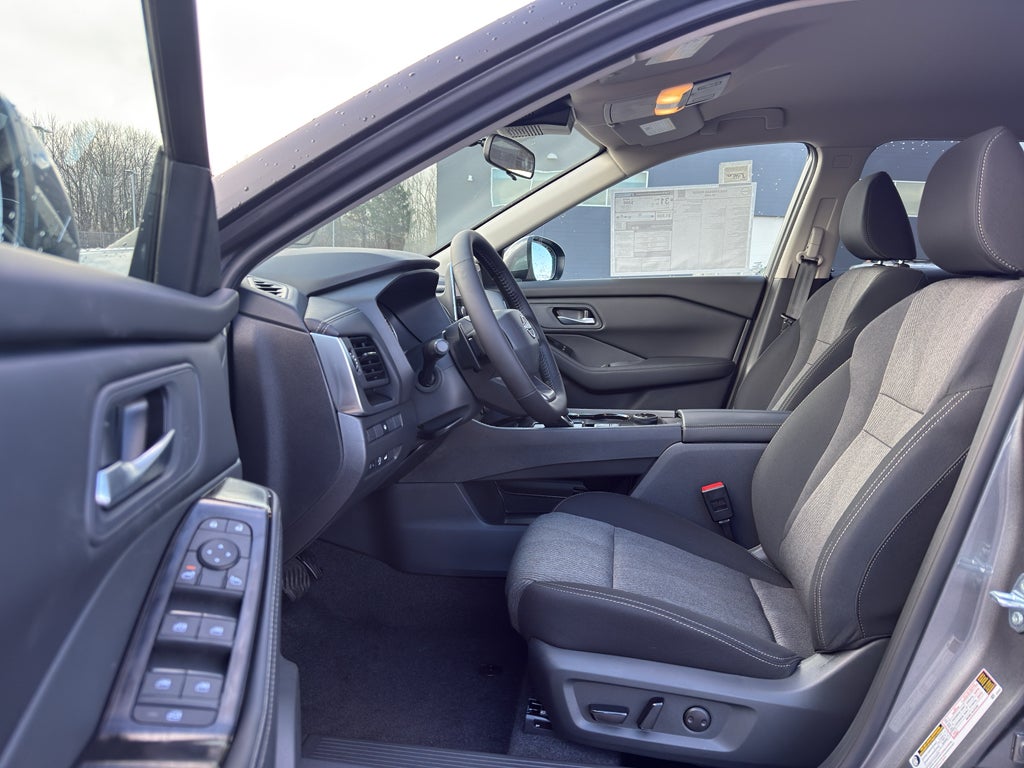 2026 Nissan Rogue 2026.5 AWD SV