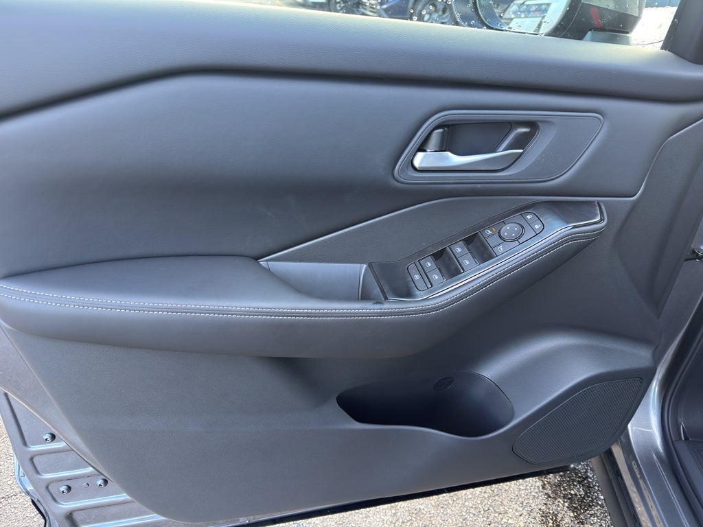 2026 Nissan Rogue 2026.5 AWD SV