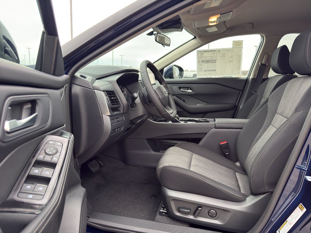 2026 Nissan Rogue 2026.5 AWD SV