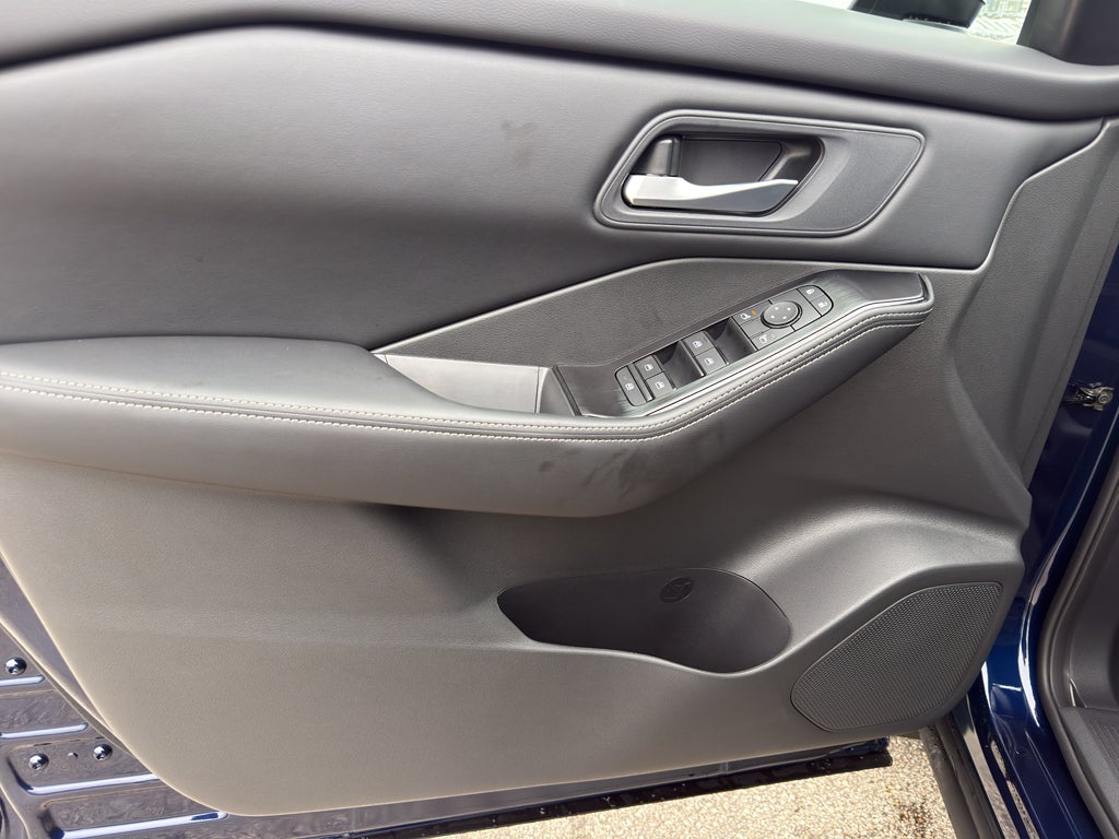 2026 Nissan Rogue 2026.5 AWD SV