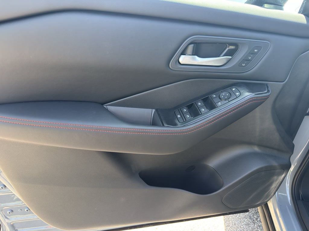 2026 Nissan Rogue 2026.5 AWD Rock Creek
