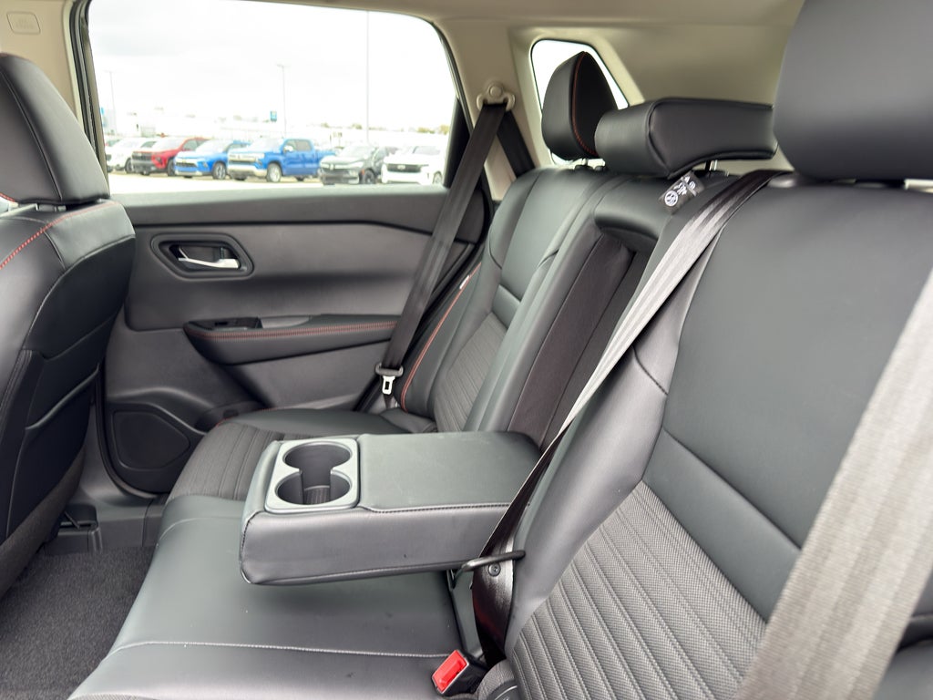 2026 Nissan Rogue 2026.5 AWD Rock Creek