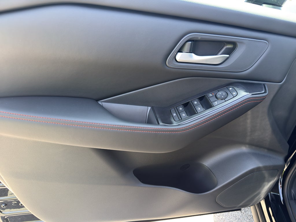 2026 Nissan Rogue 2026.5 AWD Rock Creek