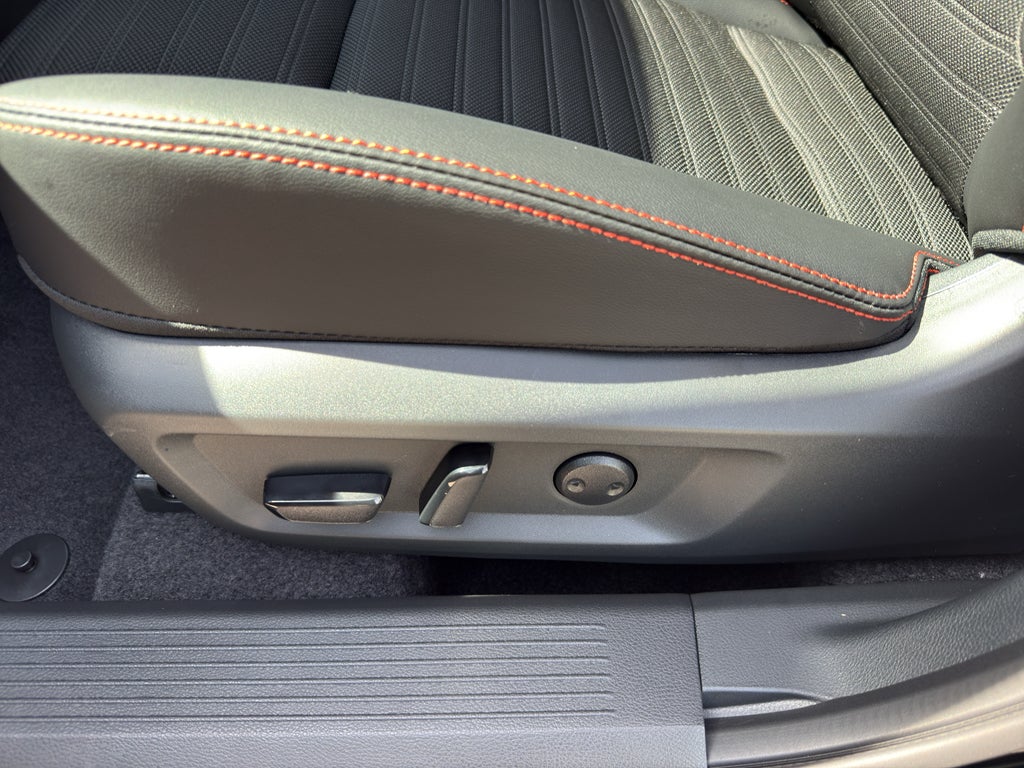 2026 Nissan Rogue 2026.5 AWD Rock Creek