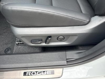 2026 Nissan Rogue 2026.5 AWD Dark Armor