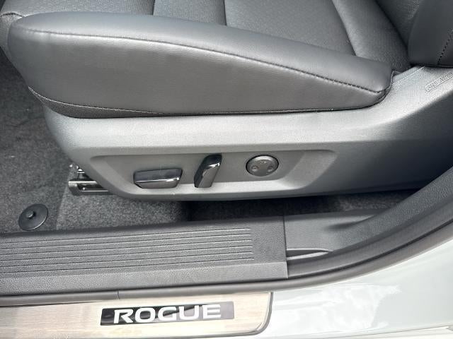2026 Nissan Rogue 2026.5 AWD Dark Armor