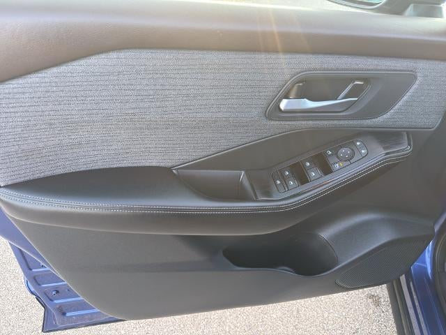 2023 Nissan Rogue AWD SV