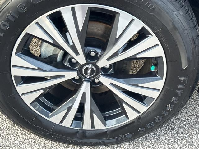 2023 Nissan Rogue AWD SV