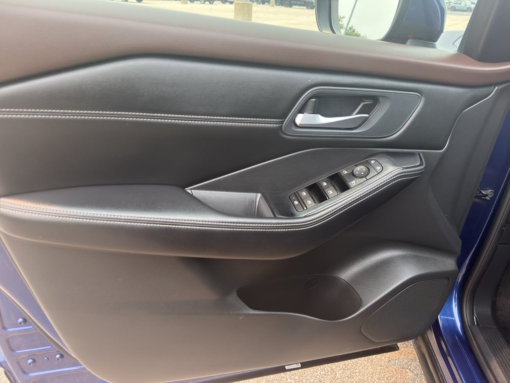 2023 Nissan Rogue AWD SV