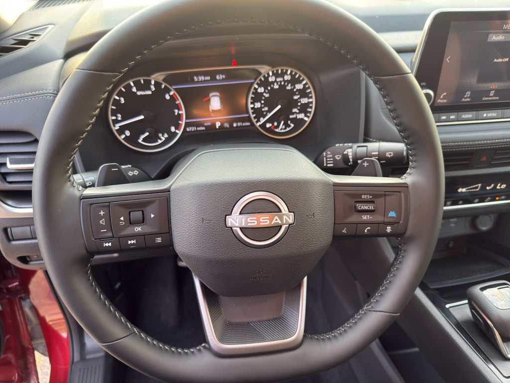 2025 Nissan Rogue AWD SV