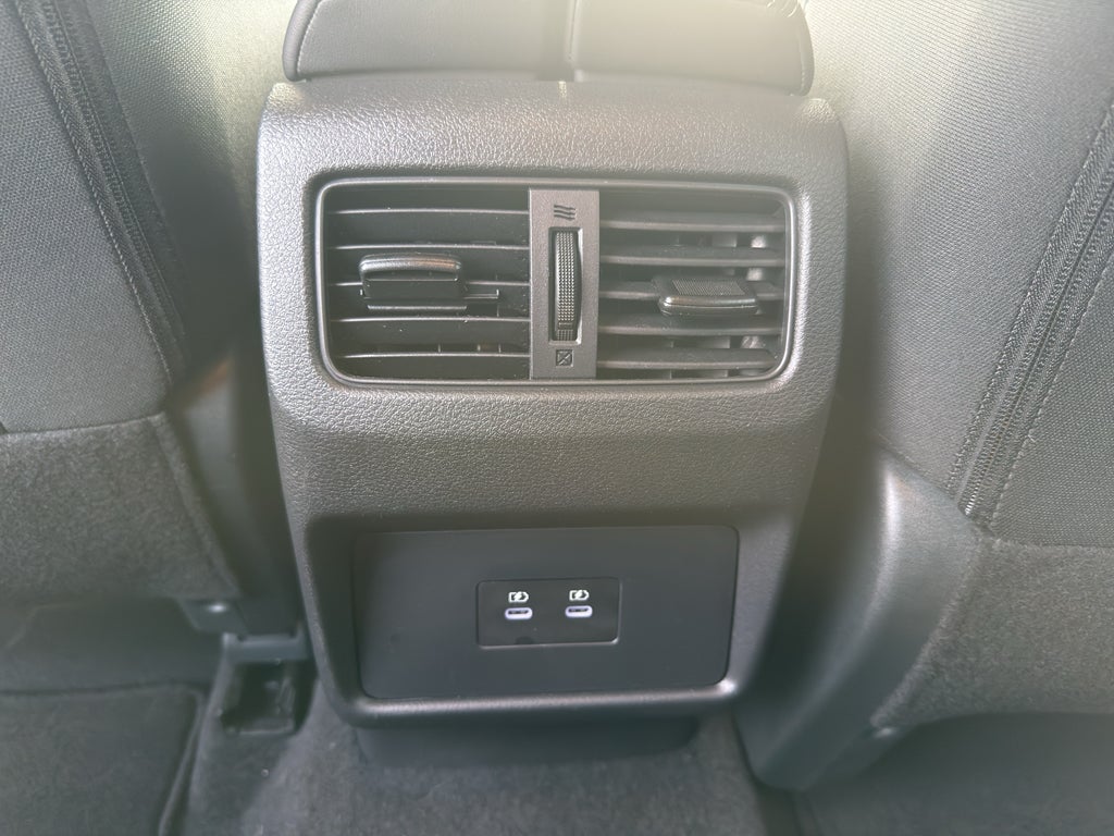 2025 Nissan Rogue AWD SV