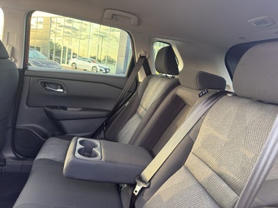 2025 Nissan Rogue AWD SV