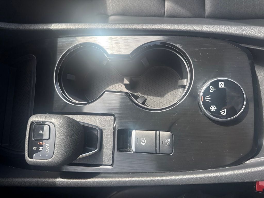 2025 Nissan Rogue AWD SV