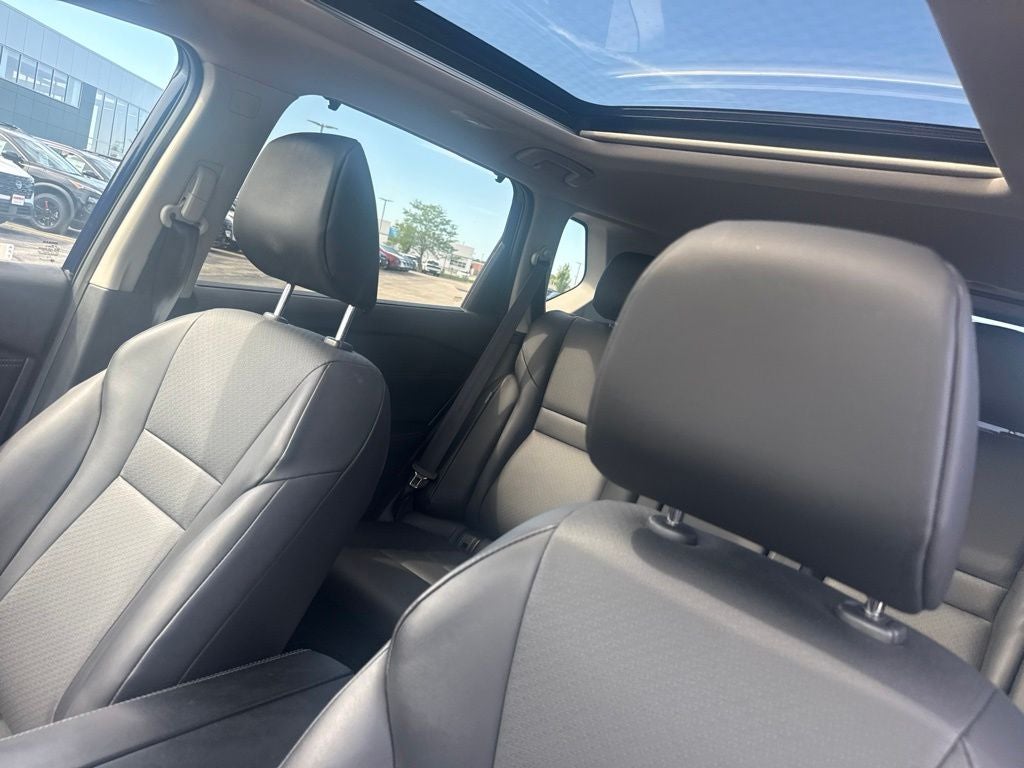 2025 Nissan Rogue AWD SV