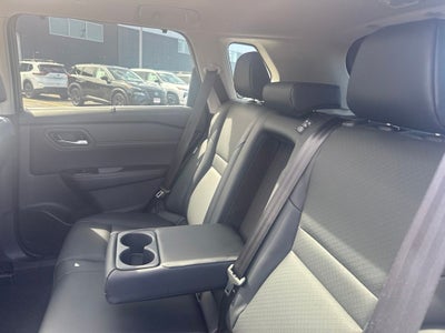 2025 Nissan Rogue AWD SV