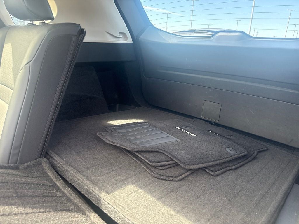 2025 Nissan Rogue AWD SV