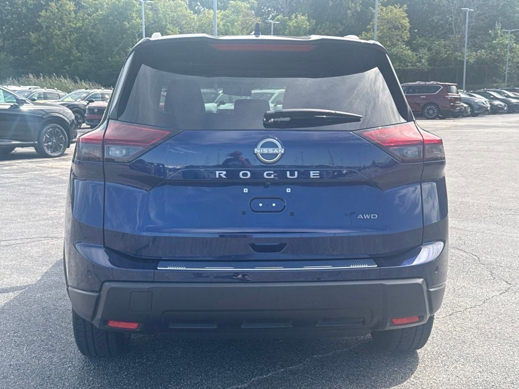 2025 Nissan Rogue AWD SV