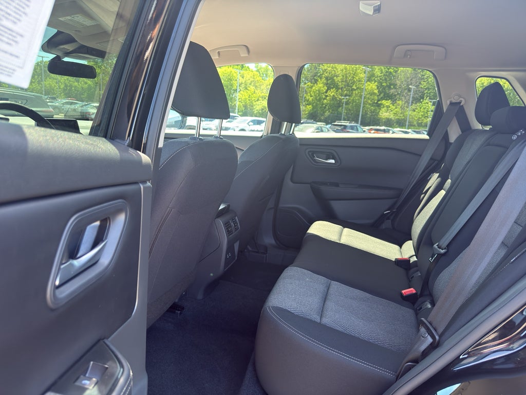2026 Nissan Rogue AWD SV *Ltd Avail*