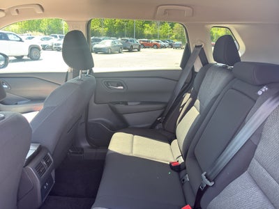 2026 Nissan Rogue AWD SV *Ltd Avail*