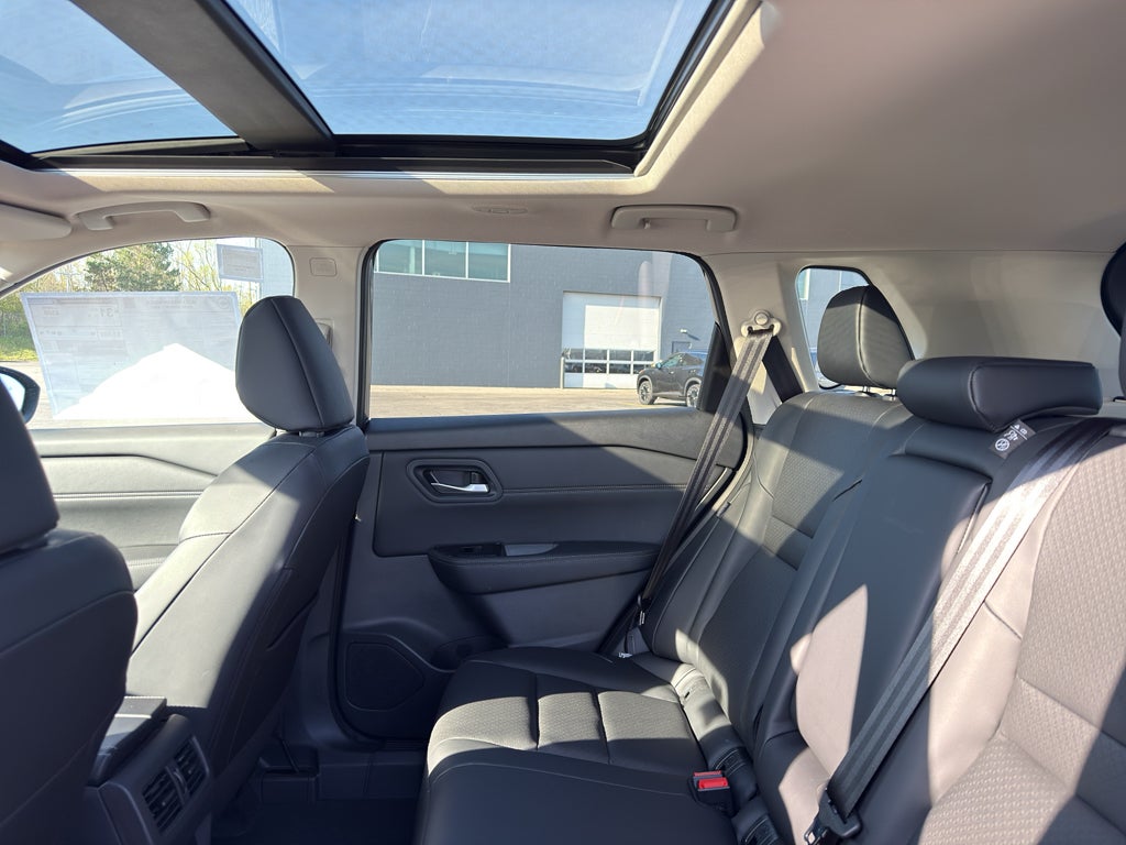 2026 Nissan Rogue 2026.5 AWD Dark Armor